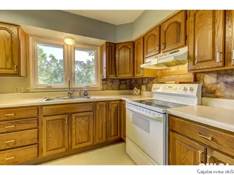 2005 Fairway, Springfield, IL 62704 photo 7