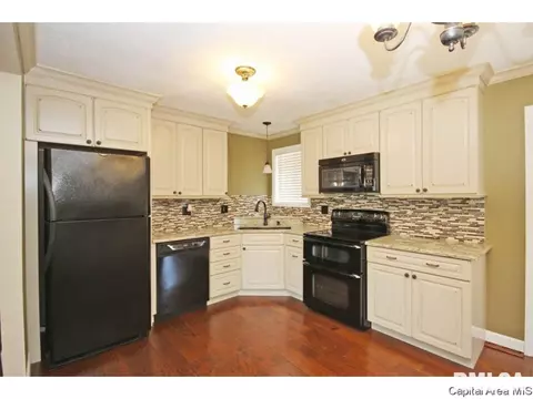 3024 Somerton, Springfield, IL 62702 photo 9