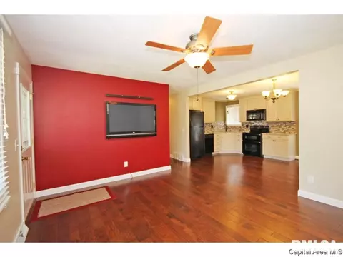 3024 Somerton, Springfield, IL 62702 photo 4