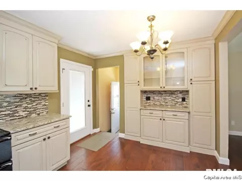 3024 Somerton, Springfield, IL 62702 photo 10