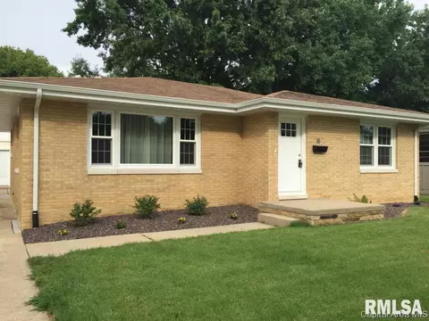 16 Bel Aire Dr, Springfield, IL 62703 photo 1