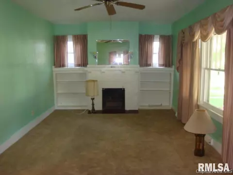 2120 S 4th, Springfield, IL 62703 photo 2
