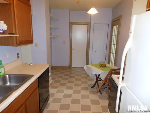 2625 Leonard St, Springfield, IL 62704 photo 7