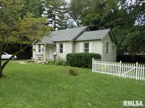 2625 Leonard St, Springfield, IL 62704 photo 2