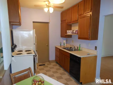 2625 Leonard St, Springfield, IL 62704 photo 8