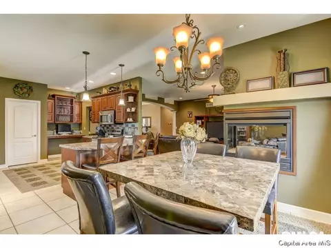 1001 Latigo Ln, Springfield, IL 62712 photo 11