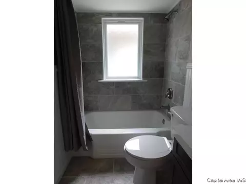 1633 W Monroe, Springfield, IL 62704 photo 13