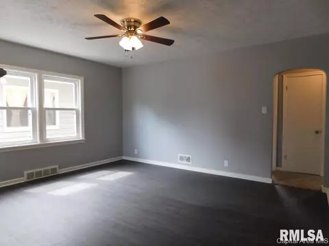 1633 W Monroe, Springfield, IL 62704 photo 10
