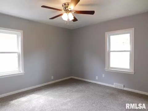 1633 W Monroe, Springfield, IL 62704 photo 11