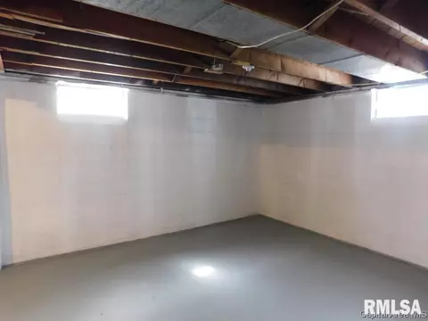 1633 W Monroe, Springfield, IL 62704 photo 6
