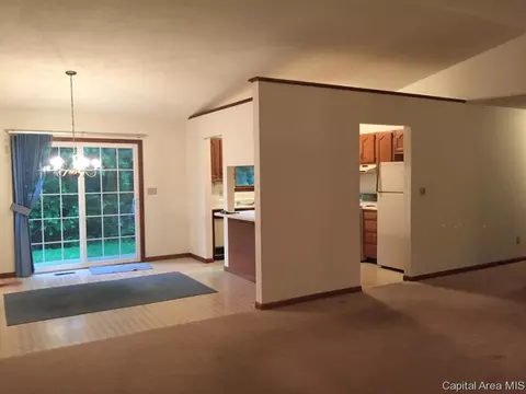 800 Diane Ct, Springfield, IL 62702 photo 6