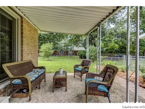 2308 Grinnell Dr, Springfield, IL 62704 photo 25