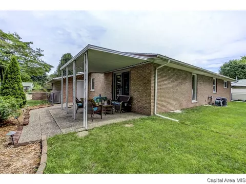 2308 Grinnell Dr, Springfield, IL 62704 photo 27