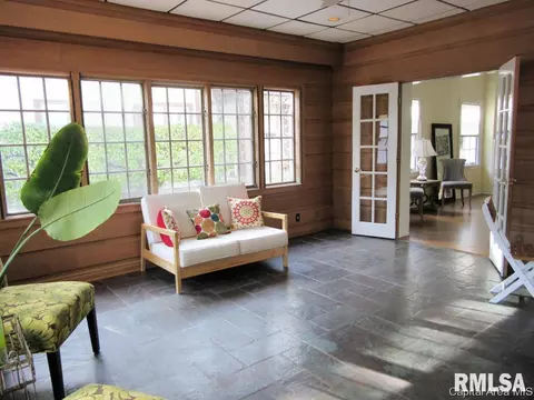 1526 Bates Ave, Springfield, IL 62704 photo 8
