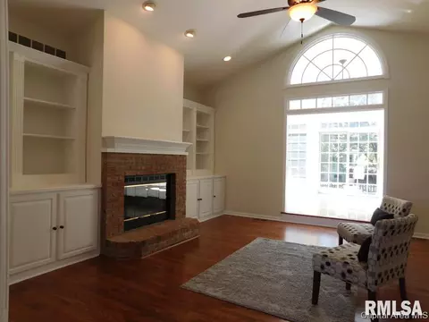 2312 Harbor Lndg, Springfield, IL 62712 photo 5