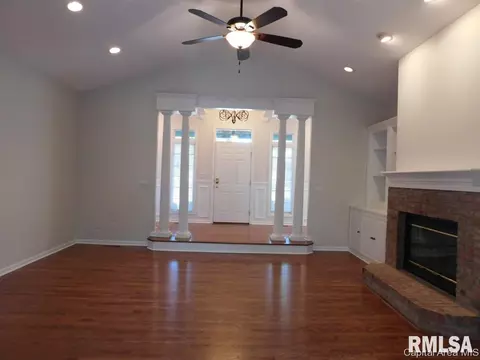 2312 Harbor Lndg, Springfield, IL 62712 photo 6