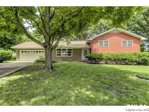 8 Walberta, Rochester, IL 62563 photo 1