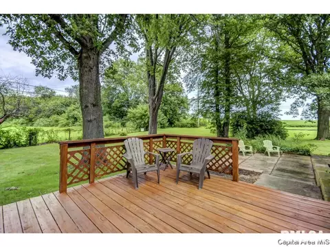 8 Walberta, Rochester, IL 62563 photo 3