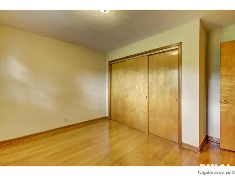 8 Walberta, Rochester, IL 62563 photo 26