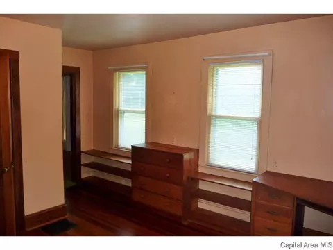 229 E Burch St, Wataga, IL 61488 photo 12