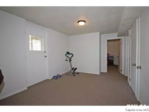 2608 Griffiths, Springfield, IL 62702 photo 16