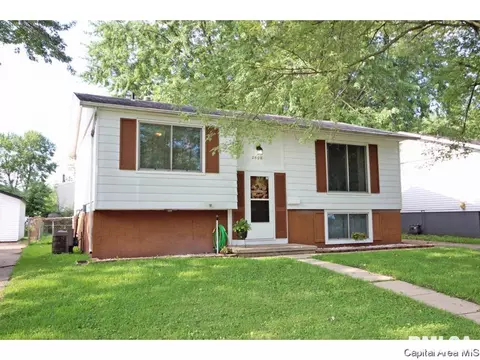2608 Griffiths, Springfield, IL 62702 photo 1
