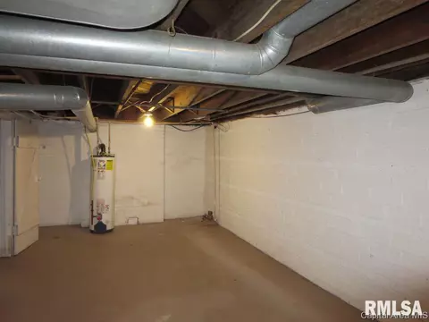 705 W Vine St, Springfield, IL 62704 photo 35