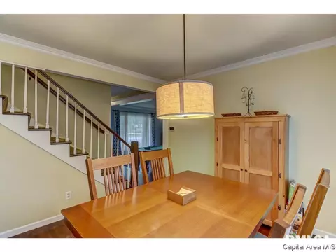 2328 S Bates Ave, Springfield, IL 62704 photo 9