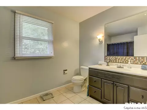 2328 S Bates Ave, Springfield, IL 62704 photo 35