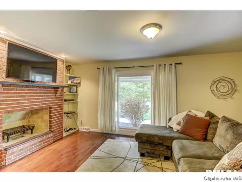 2328 S Bates Ave, Springfield, IL 62704 photo 17