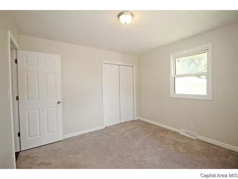 2033 Gregory Ct, Springfield, IL 62703 photo 12