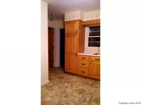3305 Moorgate Dr, Springfield, IL 62703 photo 4