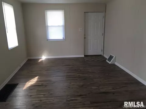 2664 S Yale, Springfield, IL 62703 photo 4