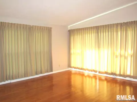 10 Providence, Springfield, IL 62704 photo 3