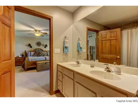 3109 Red Oak Ln, Springfield, IL 62712 photo 21