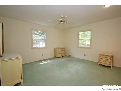 2304 Sylvan Rd, Springfield, IL 62704 photo 21
