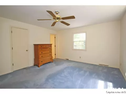 2304 Sylvan Rd, Springfield, IL 62704 photo 18