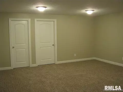 4621 Thompson Rd, Springfield, IL 62711 photo 14