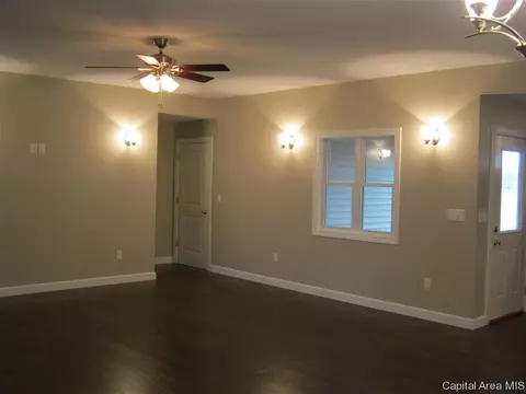 4621 Thompson Rd, Springfield, IL 62711 photo 5