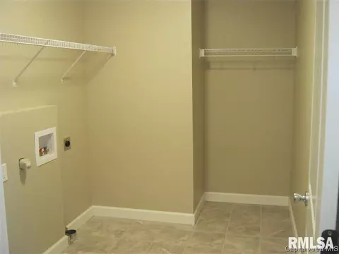 4621 Thompson Rd, Springfield, IL 62711 photo 13