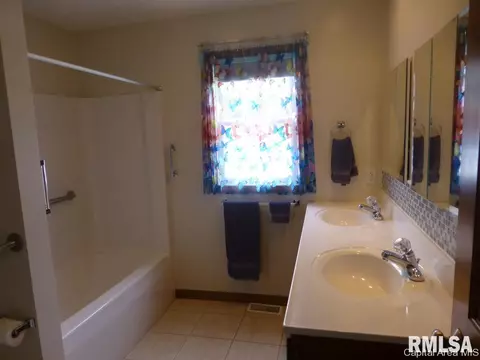 3621 Troon Dr, Springfield, IL 62712 photo 4