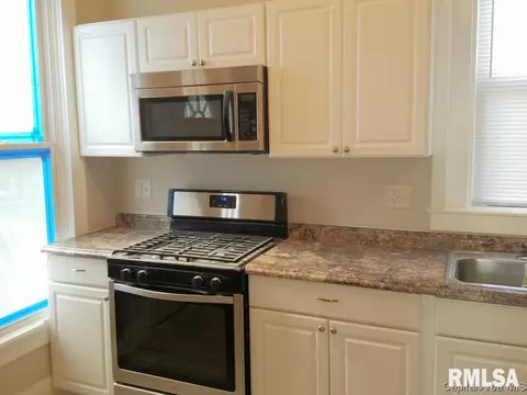 103 N State, Springfield, IL 62702 photo 17