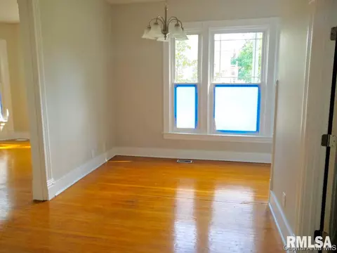 103 N State, Springfield, IL 62702 photo 12