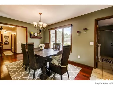 425 Yeoman Dr, Springfield, IL 62704 photo 9