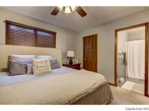 425 Yeoman Dr, Springfield, IL 62704 photo 16