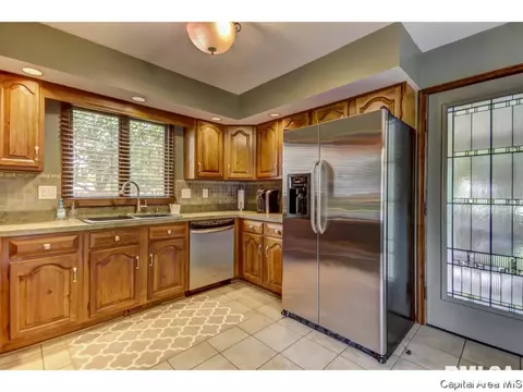 425 Yeoman Dr, Springfield, IL 62704 photo 6