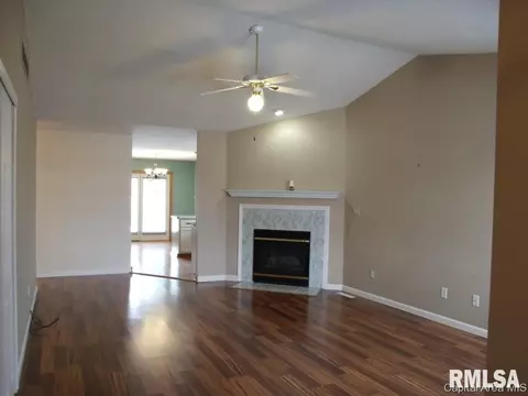 2833 Cronin, Springfield, IL 62711 photo 2