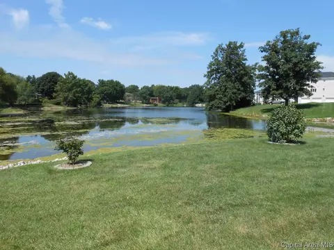 84 Trailridge Ln, Springfield, IL 62704 photo 10