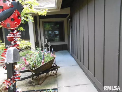 84 Trailridge Ln, Springfield, IL 62704 photo 1