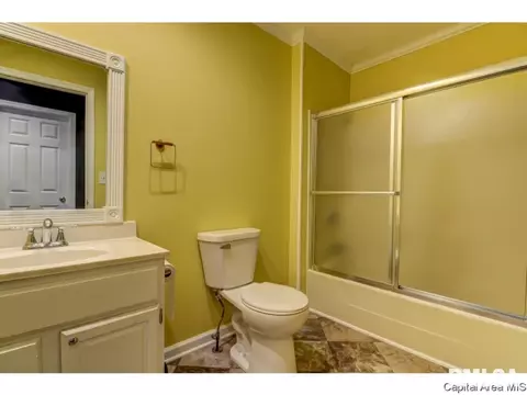 2000 E Converse St, Springfield, IL 62702 photo 25